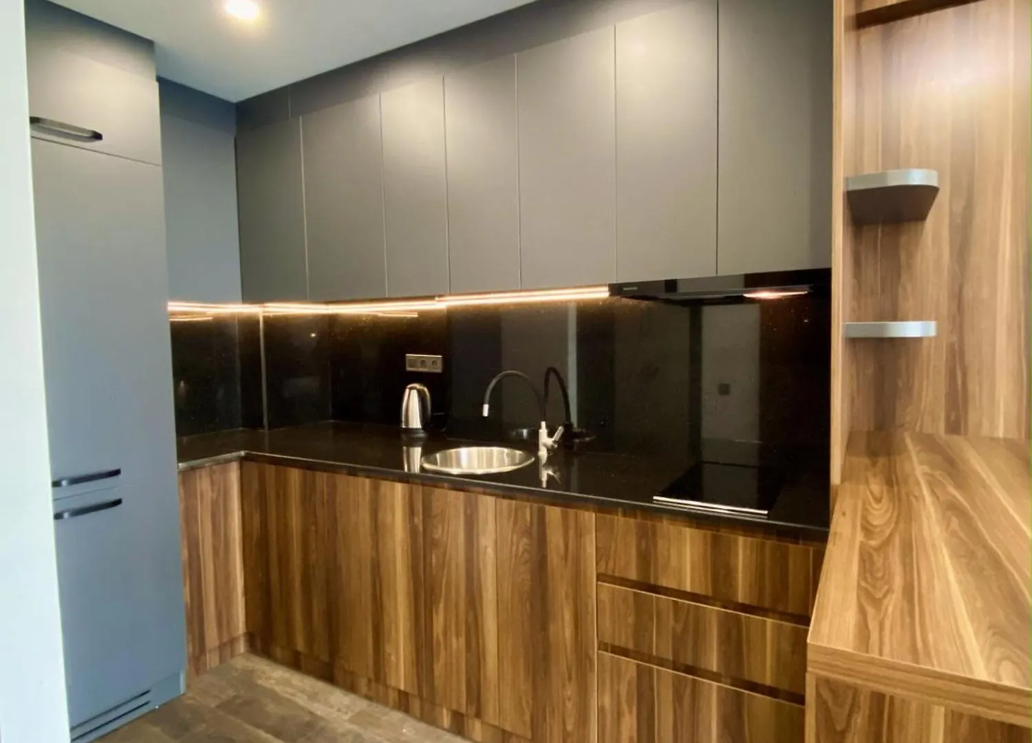 Parkside & Seaview Apartment Батуми Грузия
