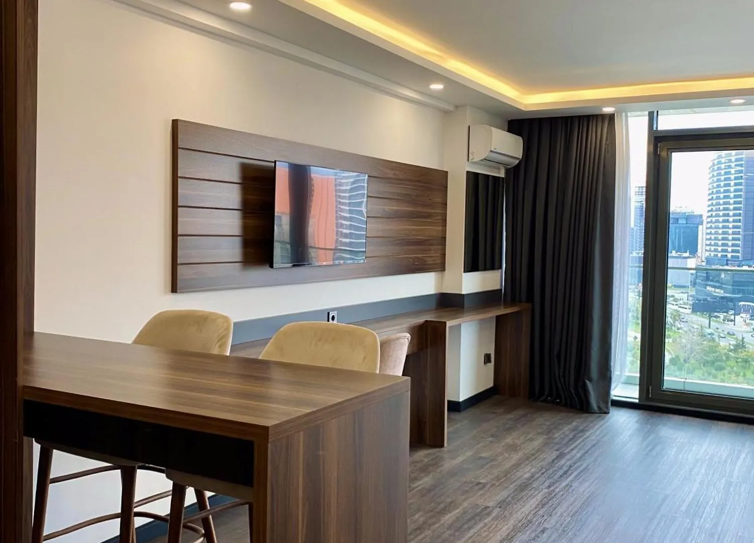 Parkside & Seaview Apartment Батуми
