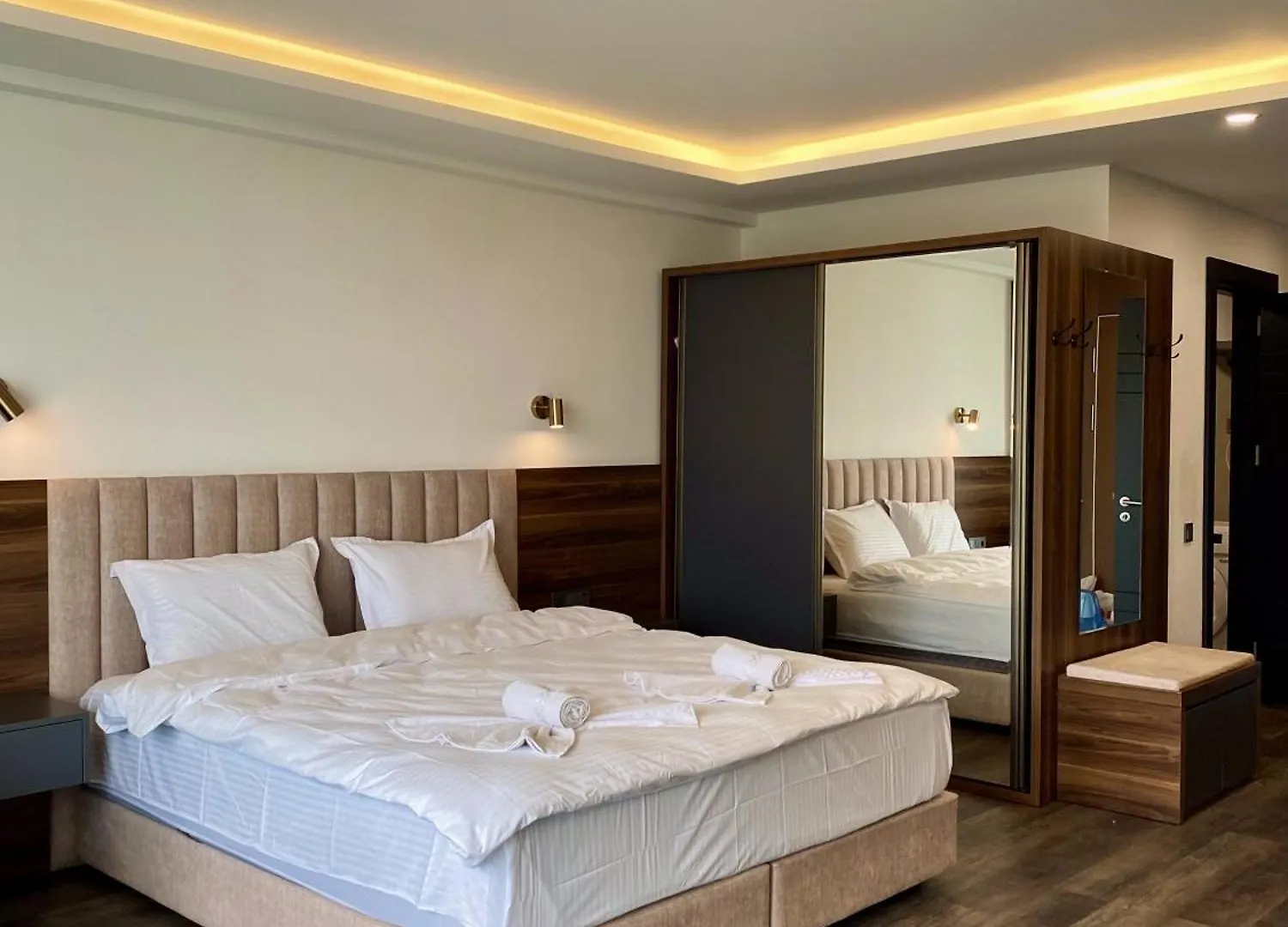 Parkside & Seaview Apartment Батуми